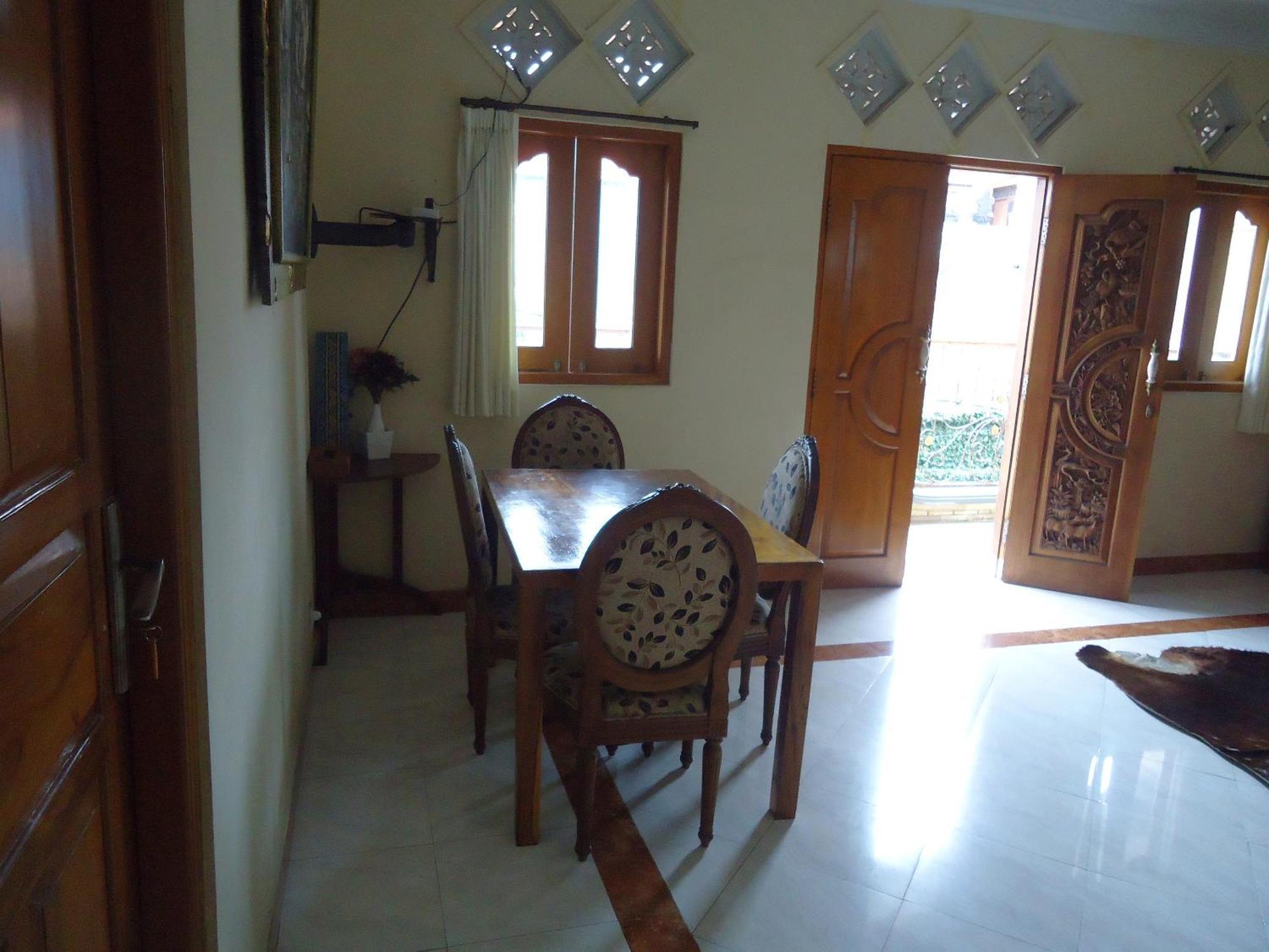 The Reinhold Guesthouse Bali Kerobokan Zewnętrze zdjęcie