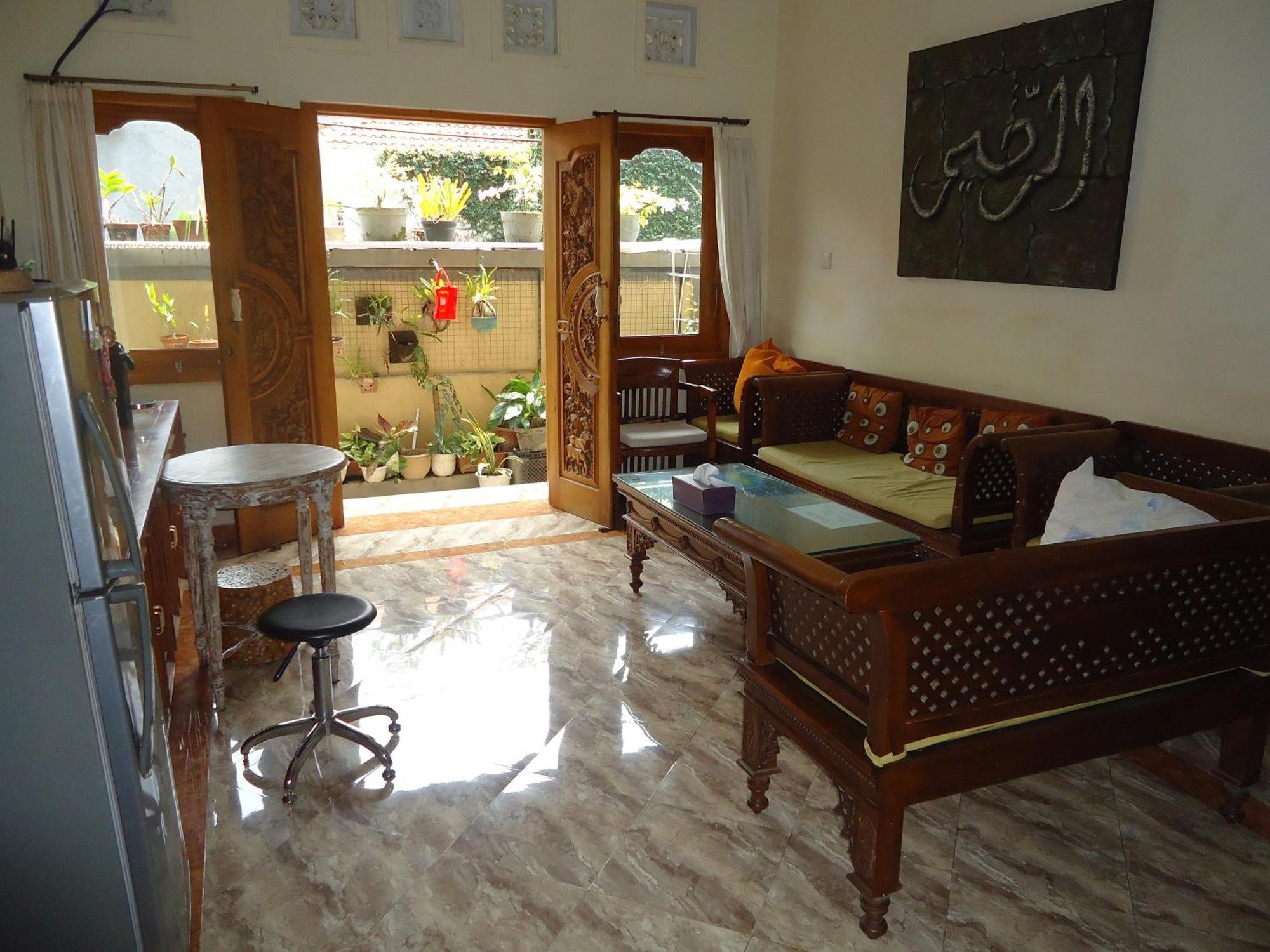 The Reinhold Guesthouse Bali Kerobokan Zewnętrze zdjęcie